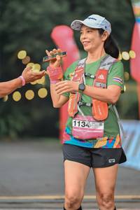 BIB: 
                            <button type="button" onclick="openModal(25158938)" class="btn btn-primary btn-sm float-right btn-popup" data-toggle="modal" data-target=".modal-high-quality">
                        <i class="fas fa-shopping-cart"></i> Add to Cart
                    </button>
                                            <button type="button" onclick="isThisMe(25158938, true)" class="btn btn-success btn-sm float-right btn-popup btn-isme hidden" data-toggle="tooltip" data-placement="bottom" title="นี่คือรูปของคุณใช่ไหม คลิกที่นี่เพื่อเอาเข้าอัลบั้ม">
                        <i class="fas fa-plus"></i> Add to album
                    </button>
                    <button type="button" onclick="isThisMe(25158938, false)" class="btn btn-warning btn-sm float-right btn-popup btn-isnotme hidden">
                        <i class="fas fa-ban"></i> Remove from album
                    </button>